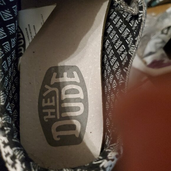 Hey Dudes - Picture 3 of 12